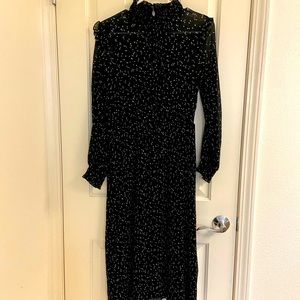 Women’ Zara Dress (SzM) Black & White